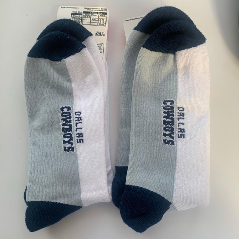 2 Pairs VINTAGE Dallas Cowboys Football NFL TUBE SOCKS FITS 10-13 USA NEW! - Picture 2 of 5